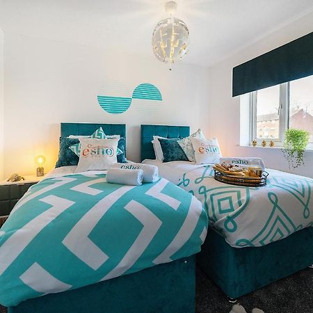 Stylish 3 Bed House, Large Garden, Parking, Wifi - Esho Stays Coventry Esterno foto