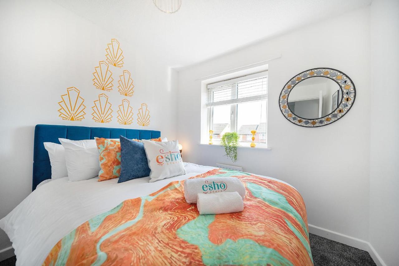Stylish 3 Bed House, Large Garden, Parking, Wifi - Esho Stays Coventry Esterno foto