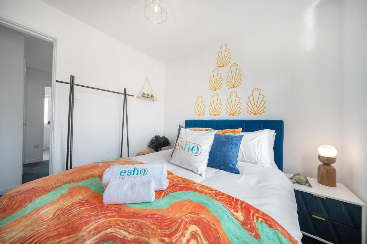 Stylish 3 Bed House, Large Garden, Parking, Wifi - Esho Stays Coventry Esterno foto